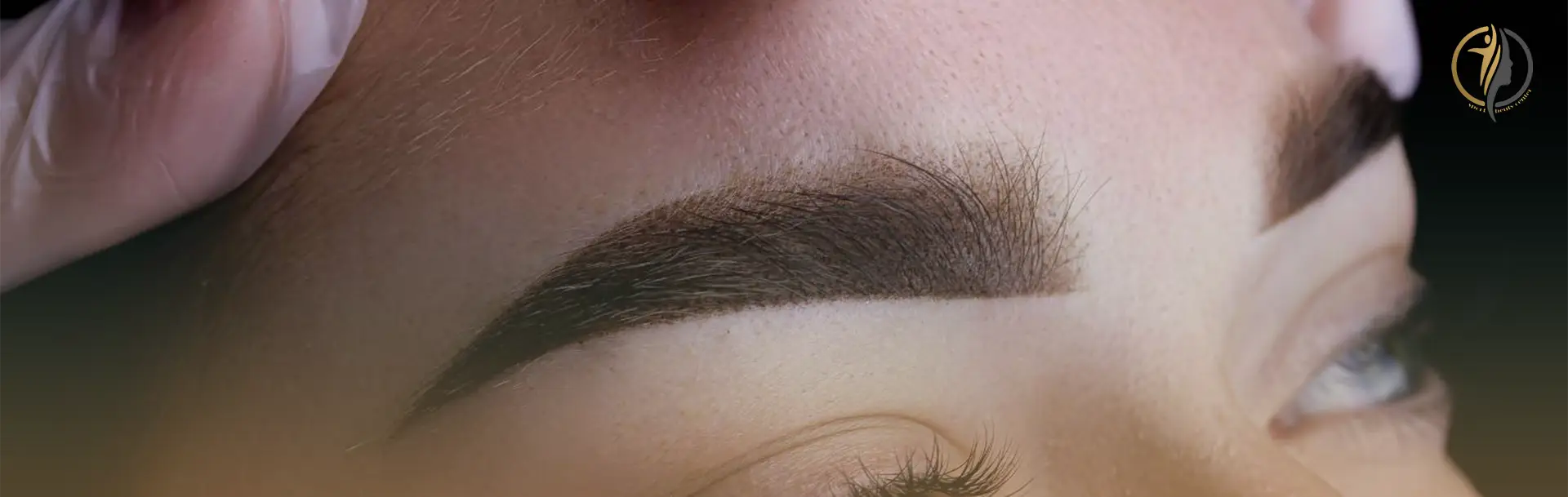 میکروبلیدینگ ابرو چیست؟